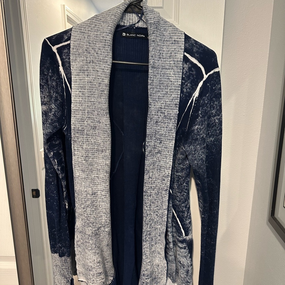 NWOT Blanc Noir Huntress Blue Cardigan Stylish new without tags - Picture 3 of 13